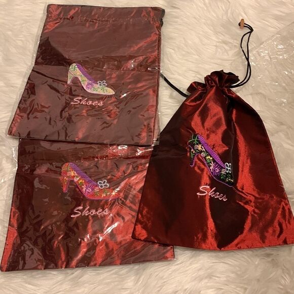 Package of three wine color shoe and/or lingerie drawstring bags - Picture 2 of 8